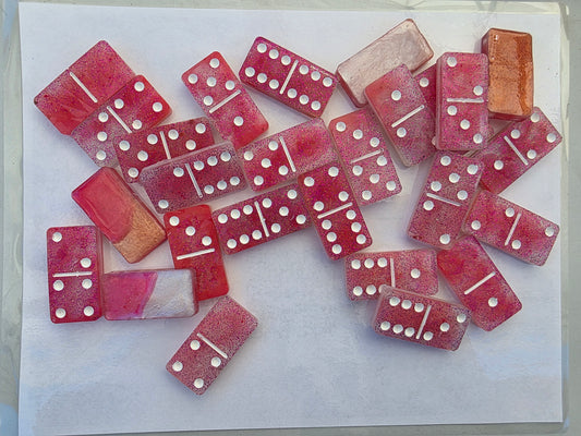 Dominios in assorted colors